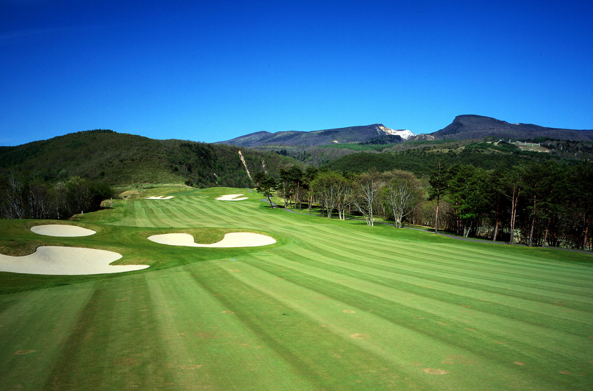 Golferweb 大自然の中のボナリgc18ホール Golferweb 大自然の中のボナリgc18ホール